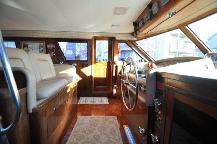 1987 Hatteras 