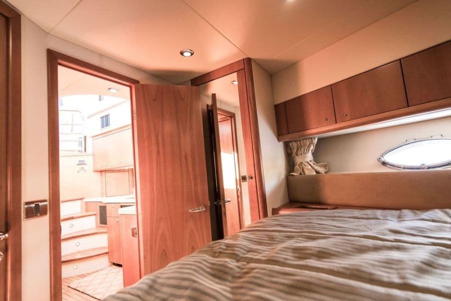 2010 Sunseeker Predator