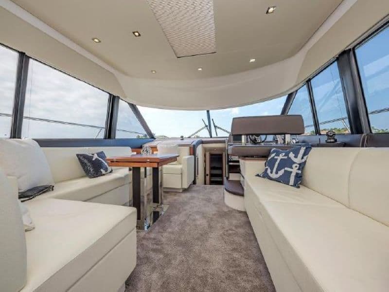 2015 Prestige 550