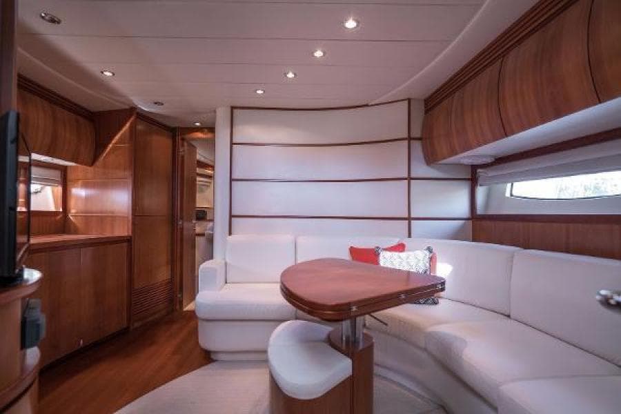 2008 Pershing 