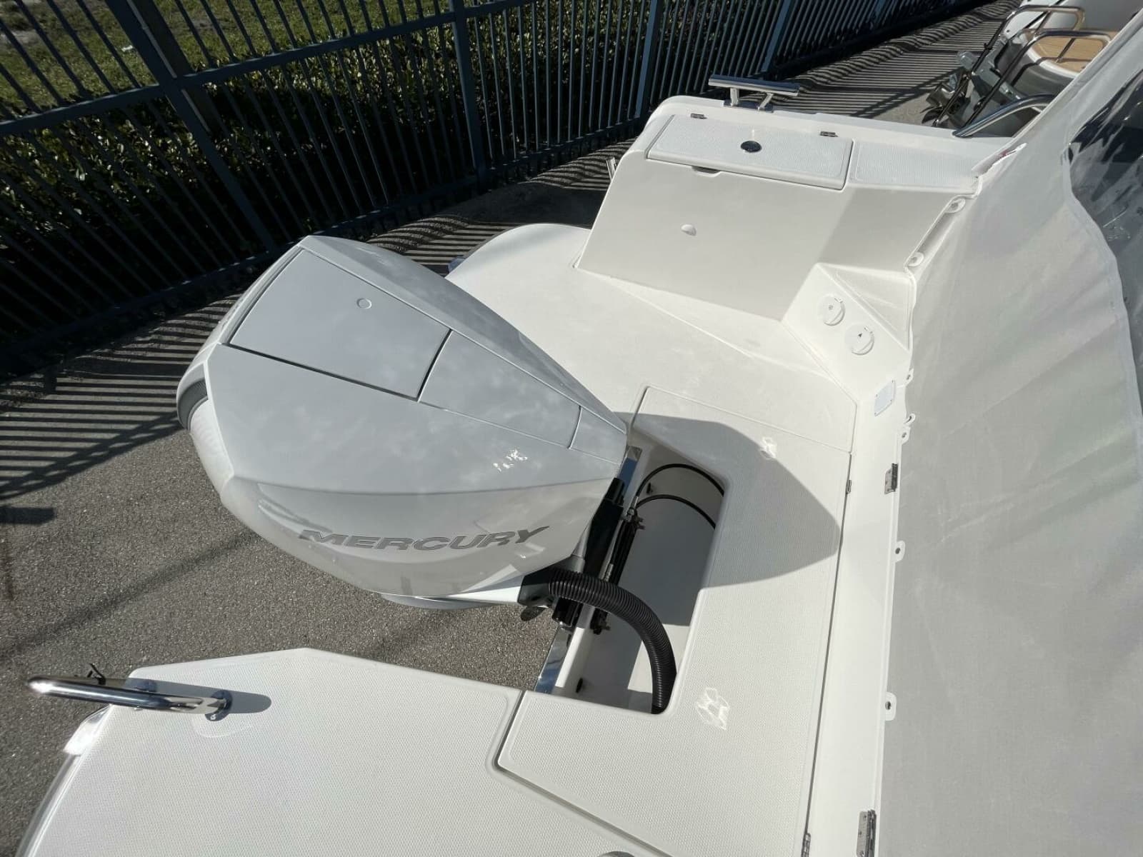 Nimbus Weekender 9 Engine