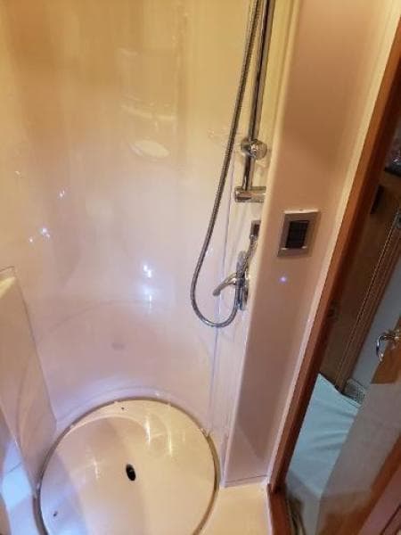 2002 Maxum 4200 SCR