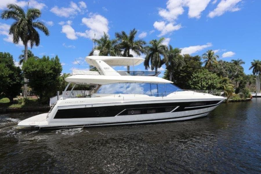 2017 Prestige Motoryacht