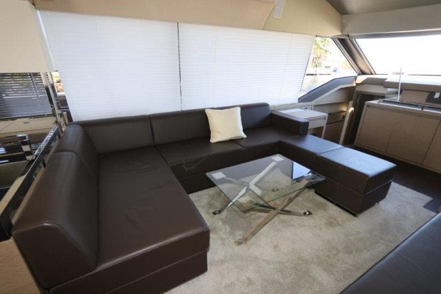 2017 Prestige Motoryacht