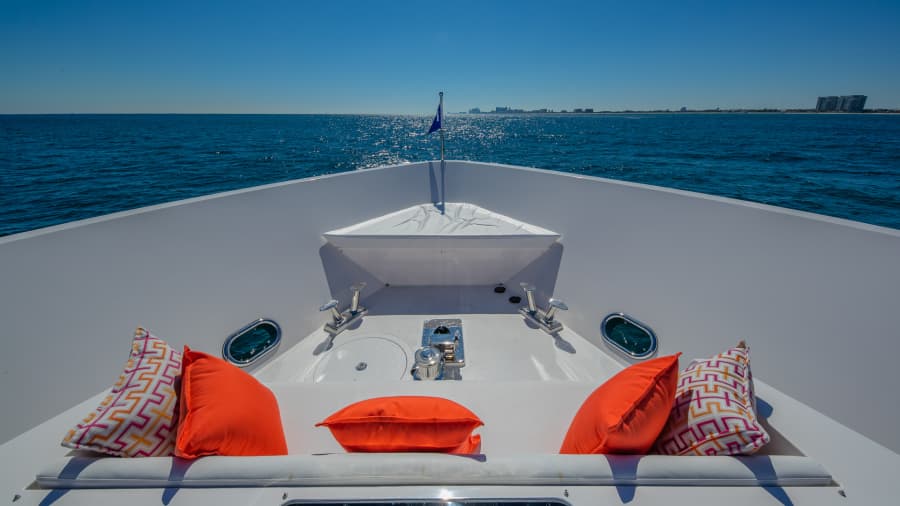 2028 Hargrave Raised Pilothouse