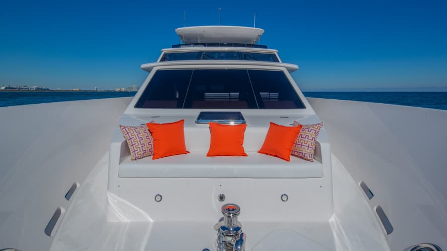 2028 Hargrave Raised Pilothouse