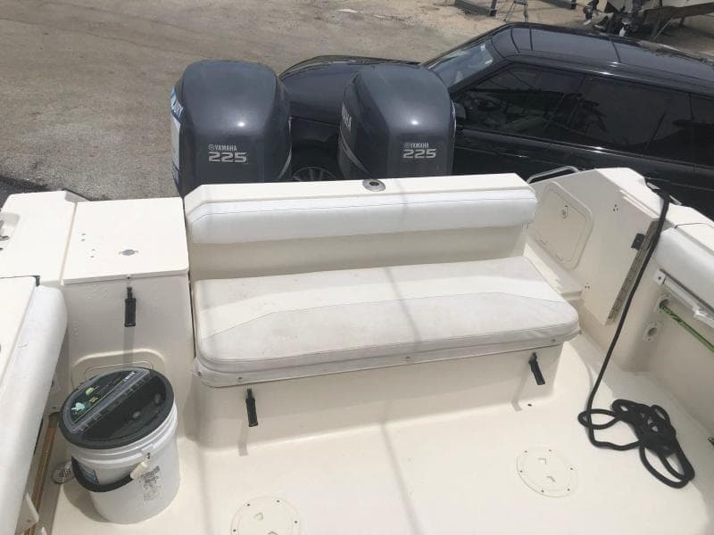 2003 Pursuit 2870 Walkaround