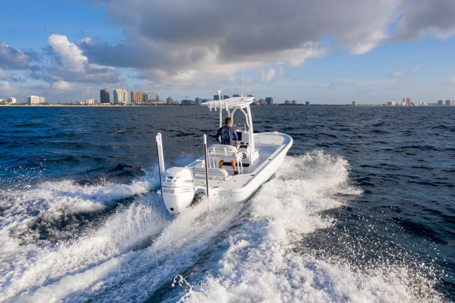 2026 Yellowfin 24 Bay CE