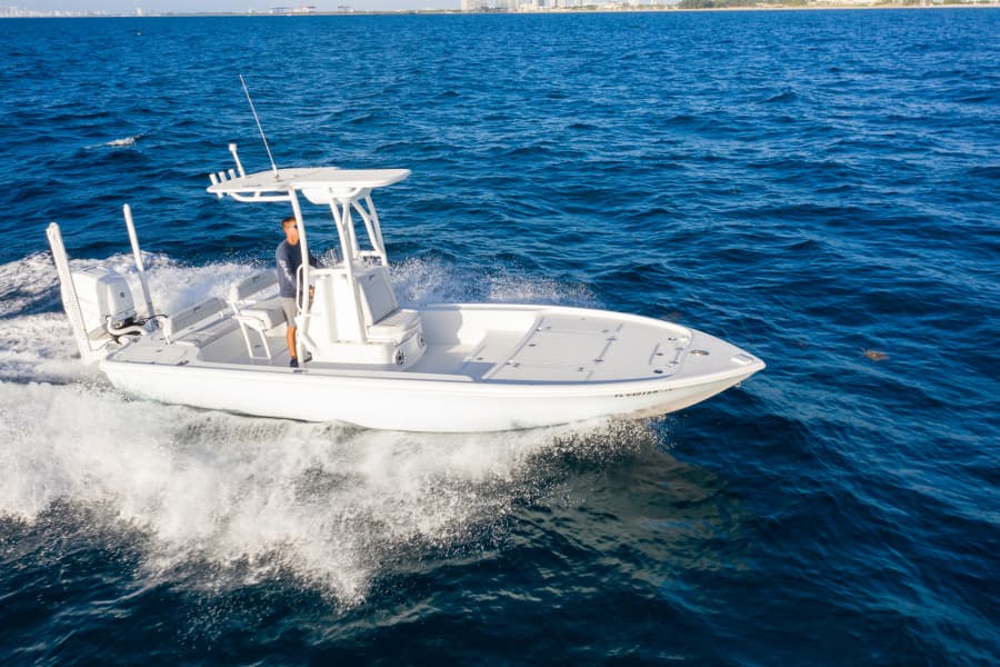 2026 Yellowfin 24 Bay CE