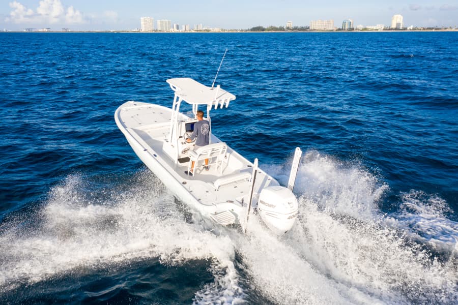 2026 Yellowfin 24 Bay CE