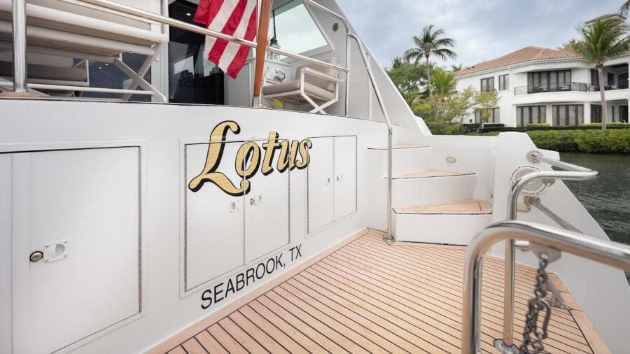 1998 Hatteras Sport Deck