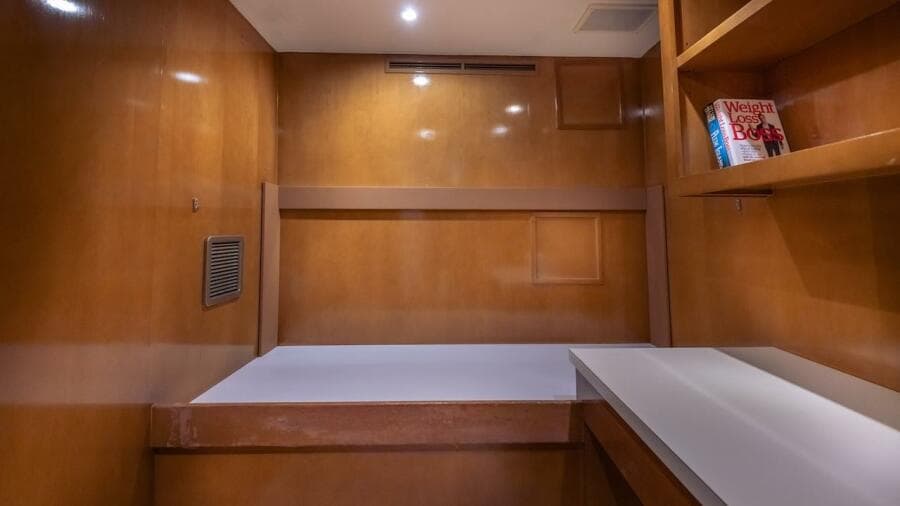 1998 Hatteras Sport Deck