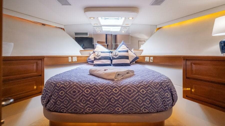 1998 Hatteras Sport Deck