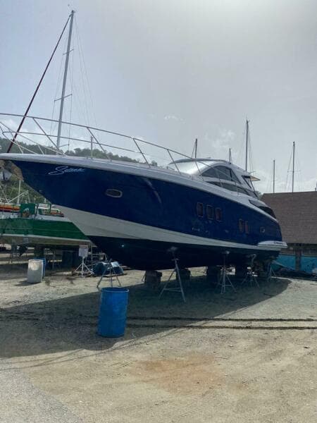 2009 Regal 5260