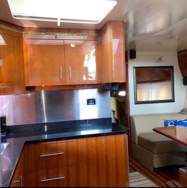 2009 Regal 5260