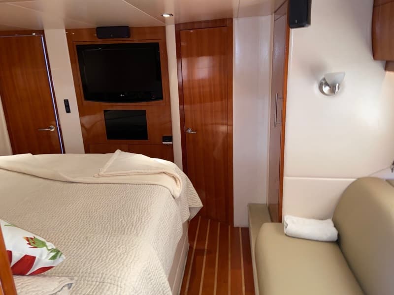 2009 Regal 5260