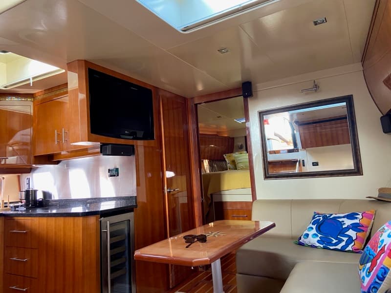 2009 Regal 5260