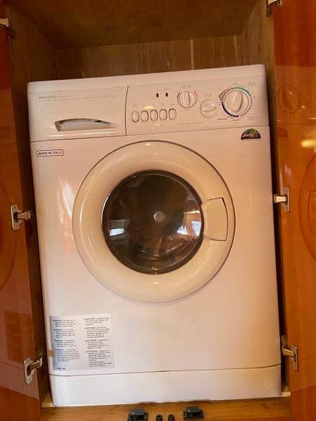2009 Regal 5260