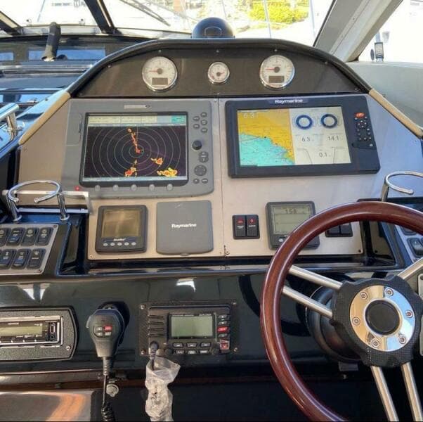 2009 Regal 5260