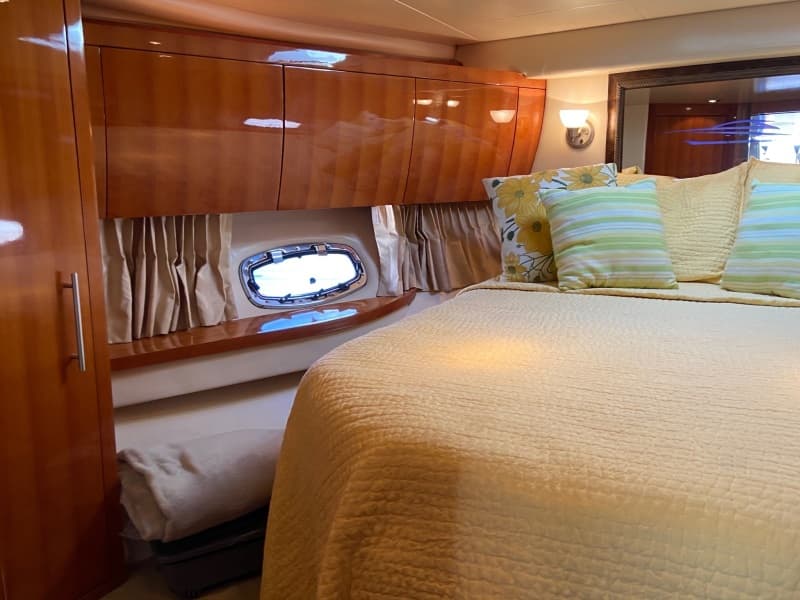 2009 Regal 5260
