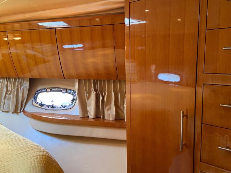 2009 Regal 5260