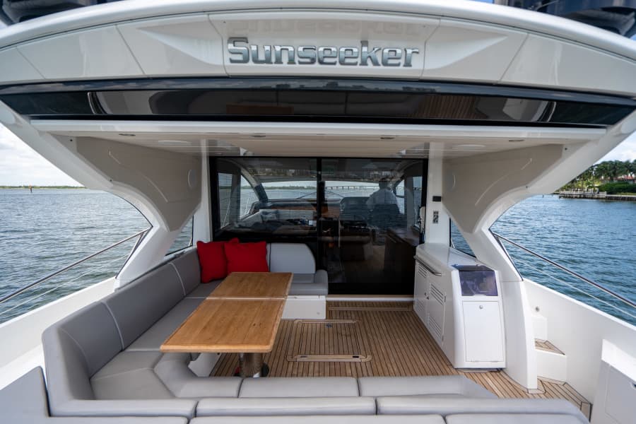 2019 Sunseeker Predator