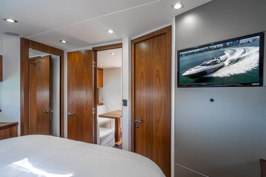 2019 Sunseeker Predator