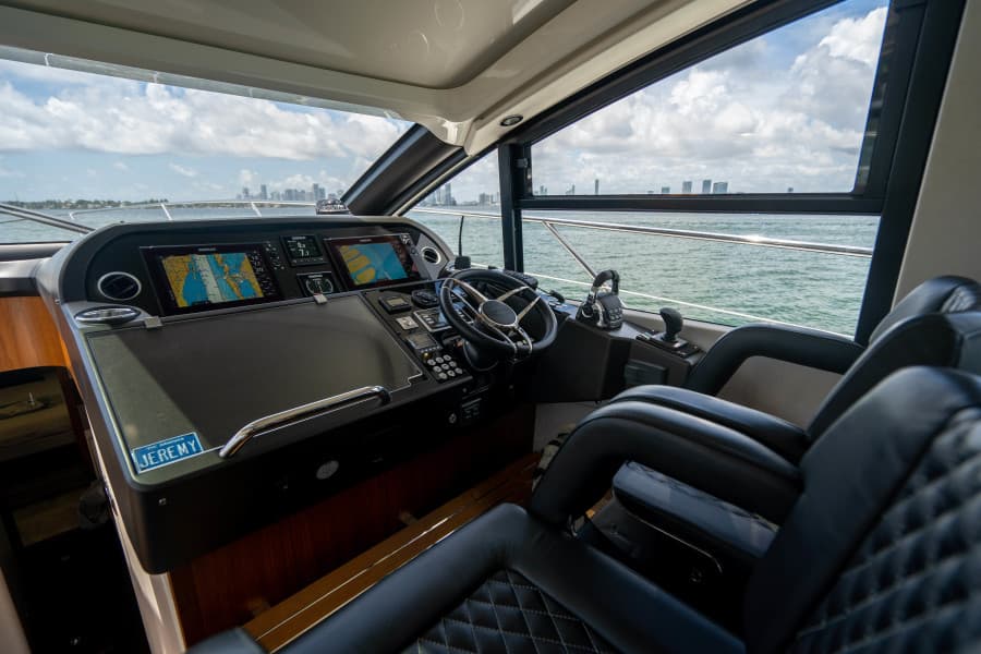 2019 Sunseeker Predator
