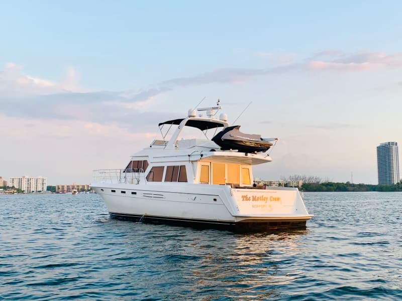 2003 Navigator 5700 Rival