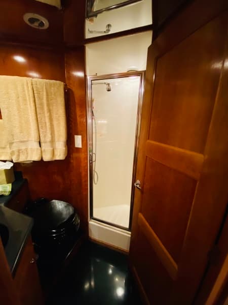2003 Navigator 5700 Rival