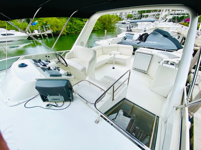 2003 Navigator 5700 Rival