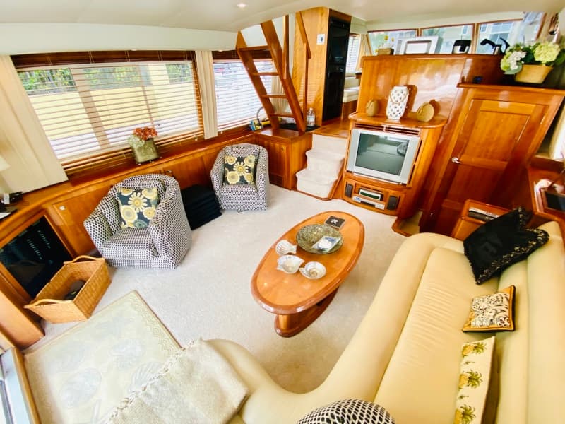 2003 Navigator 5700 Rival