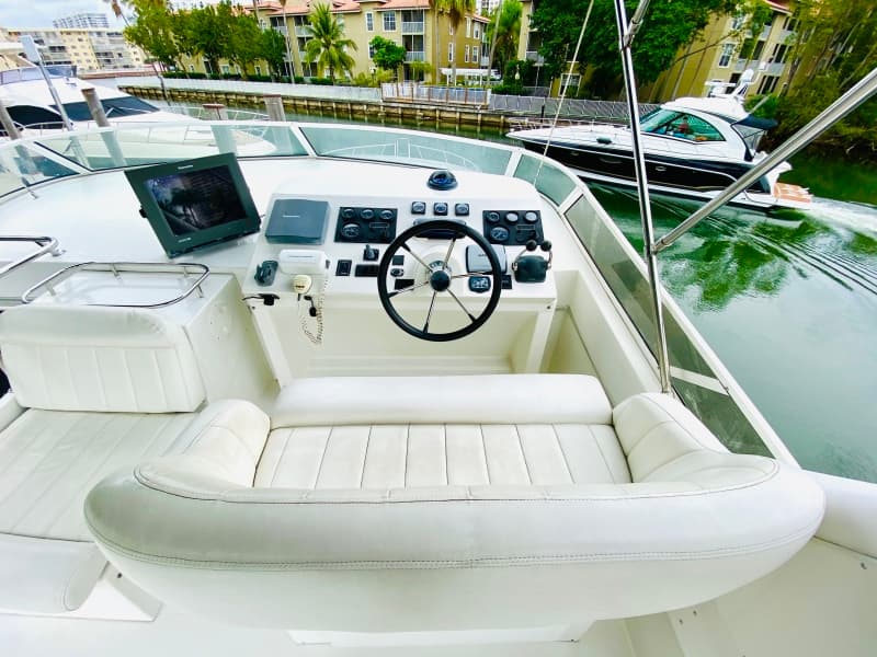 2003 Navigator 5700 Rival