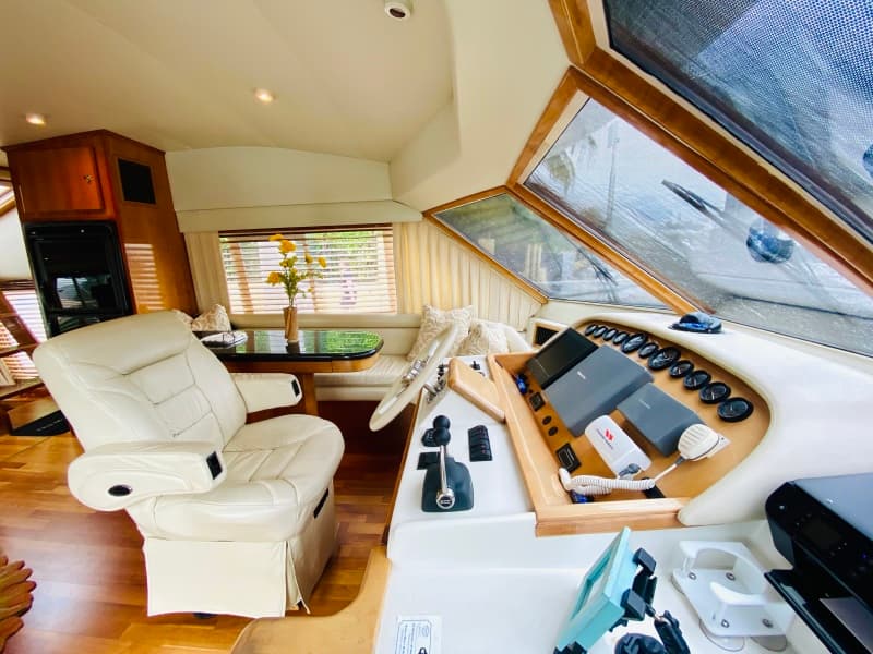 2003 Navigator 5700 Rival