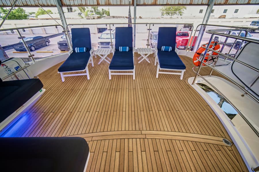 2019 Sunseeker 86 Yacht