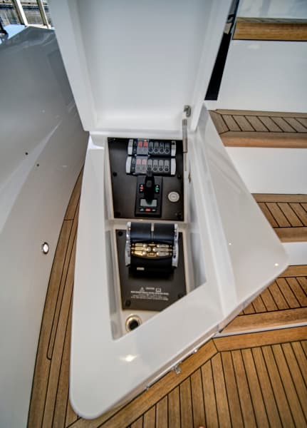 2019 Sunseeker 86 Yacht