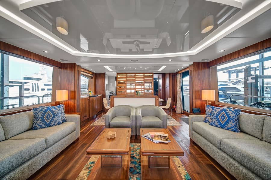 2019 Sunseeker 86 Yacht