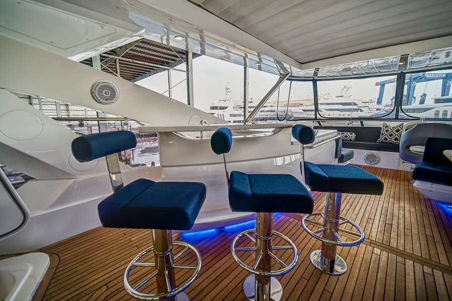 2019 Sunseeker 86 Yacht