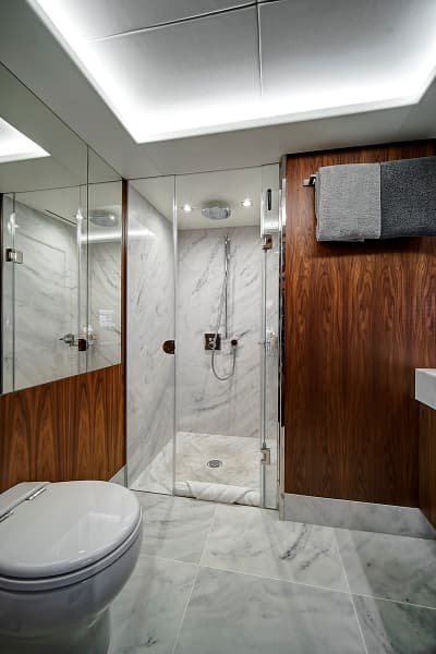 2019 Sunseeker 86 Yacht