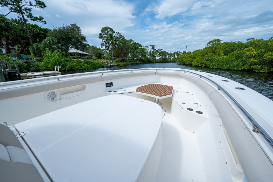 2017 Boston Whaler 370 Outrage