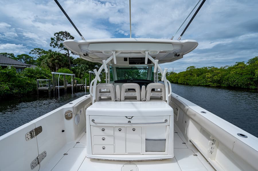 2017 Boston Whaler 370 Outrage