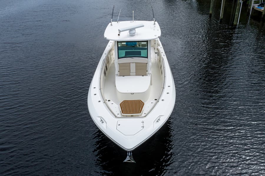 2017 Boston Whaler 370 Outrage