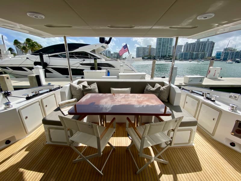 2018 Azimut Flybridge