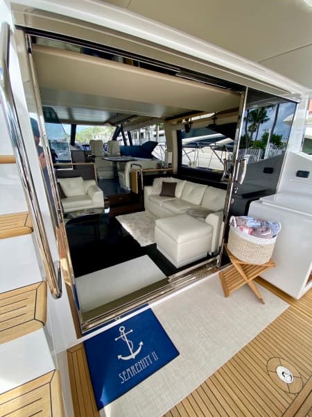 2018 Azimut Flybridge