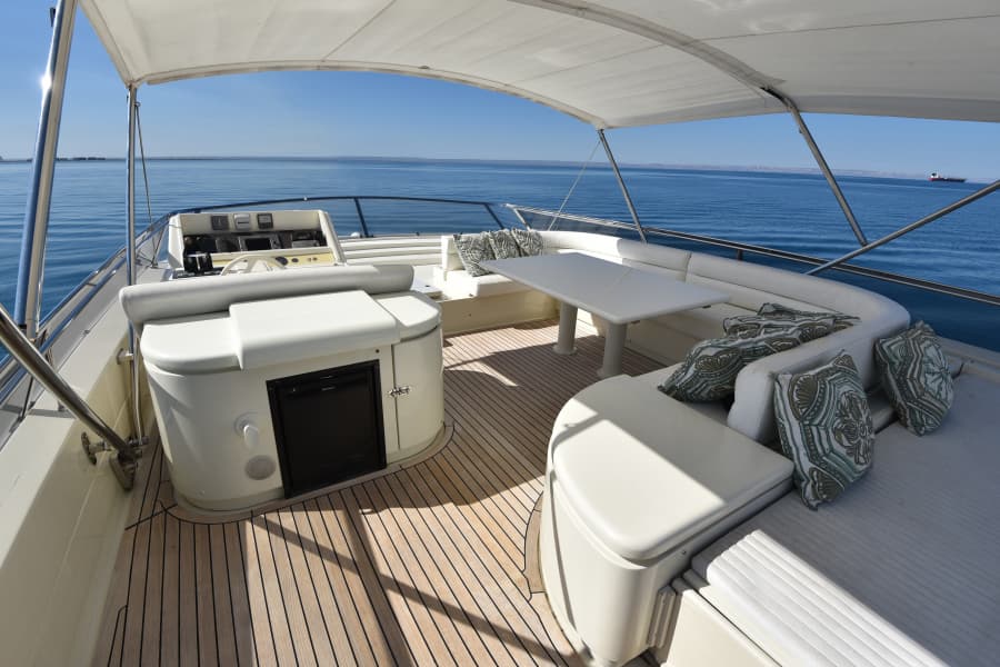 1997 Ferretti Yachts 80