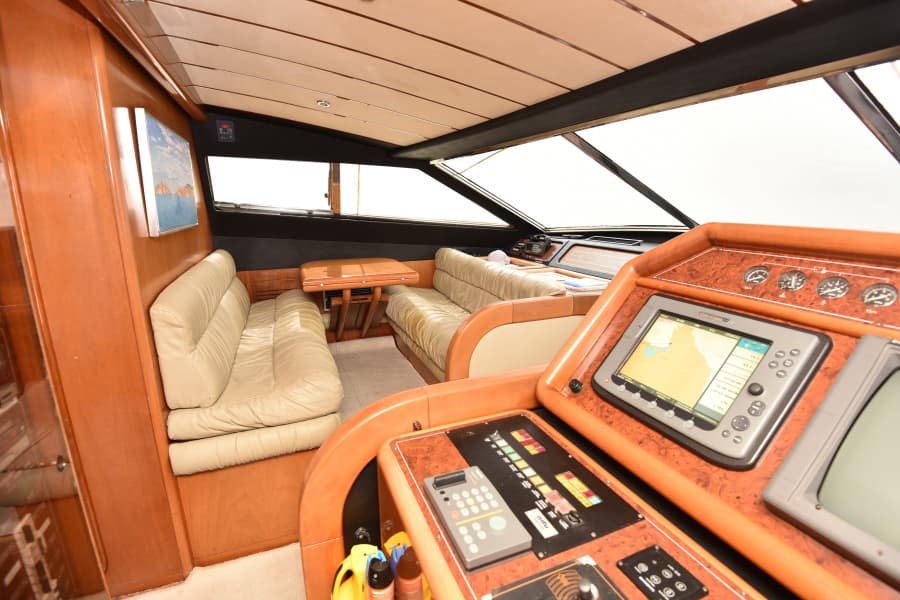 1997 Ferretti Yachts 80