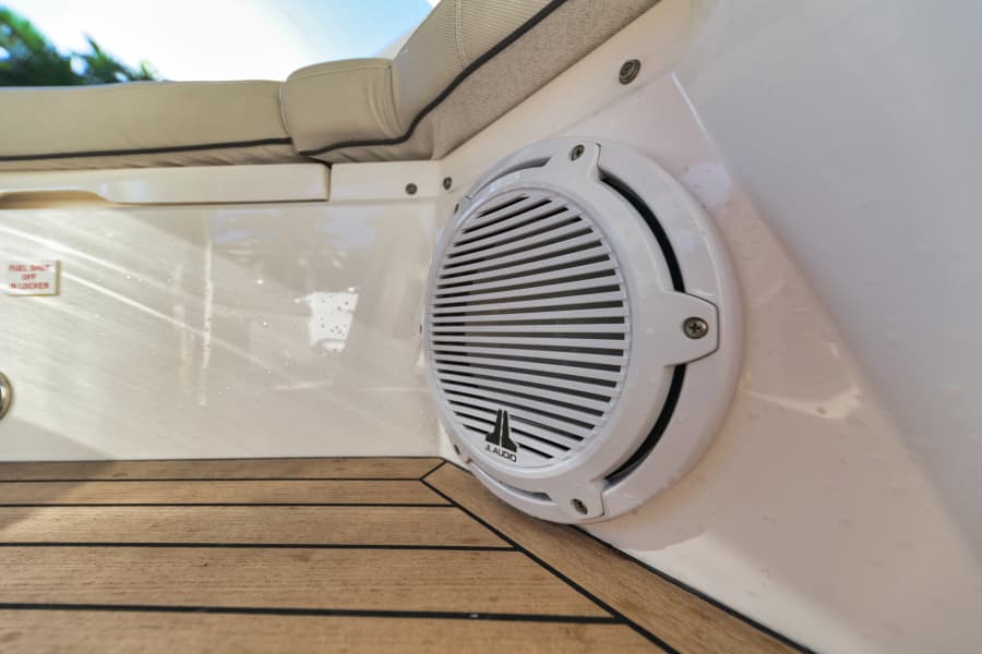 2017 Sunseeker Predator
