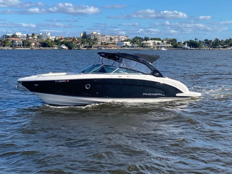 2016 Regal 3200 Bowrider