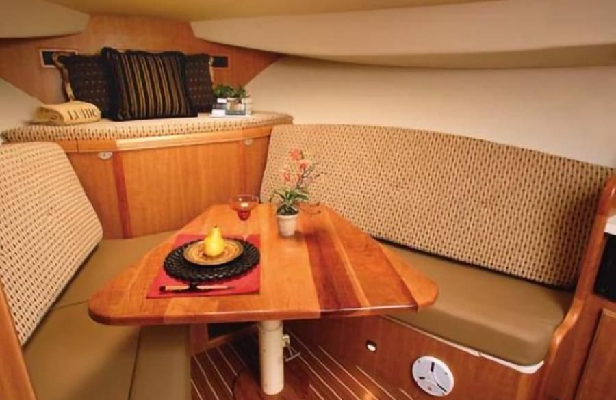 2007 Luhrs 31 Open