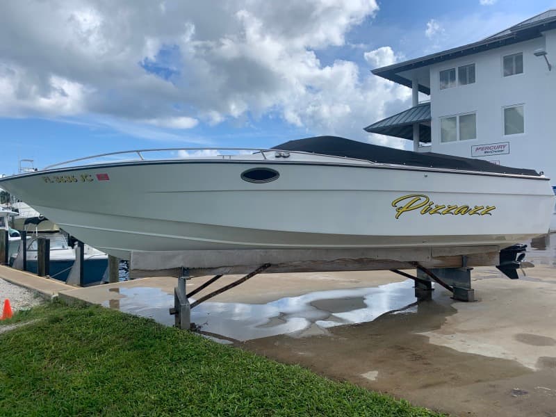 1988 Corsair 25